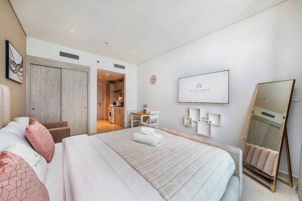 Дубай: Апартаменты Beautiful studio in Seven Palm