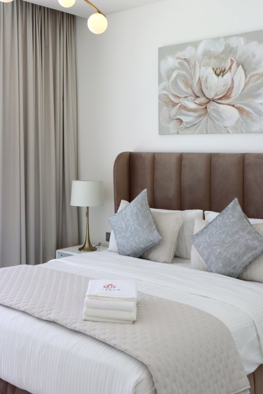 Дубай: Апартаменты Panoramic 2BR with Lagoon view at District One