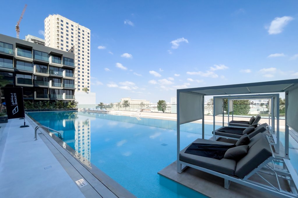 Дубай: Апартаменты Wonderful 1BR in Binghatti Crescent