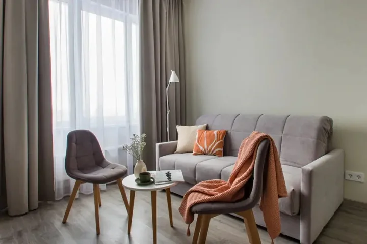 Санкт-Петербург: MyHomeYourHome на Витебском 99