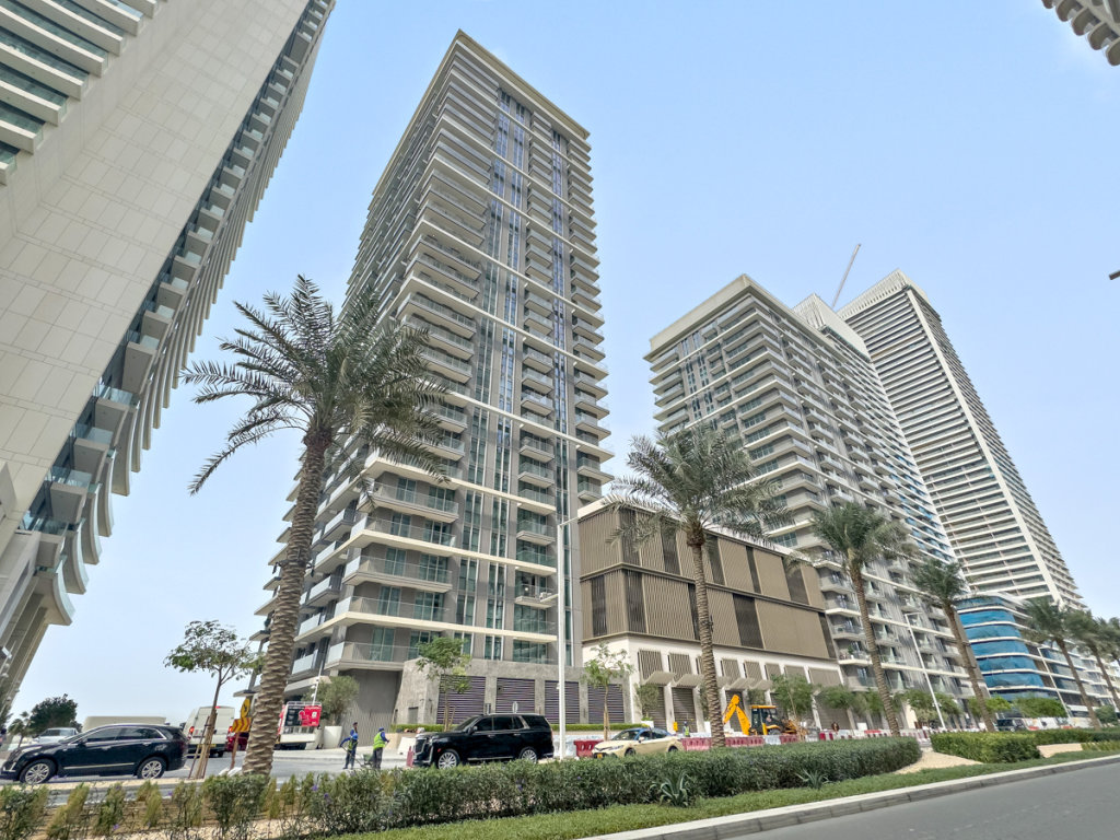 Дубай: Апартаменты Stonetree Beach Isle Tower 2