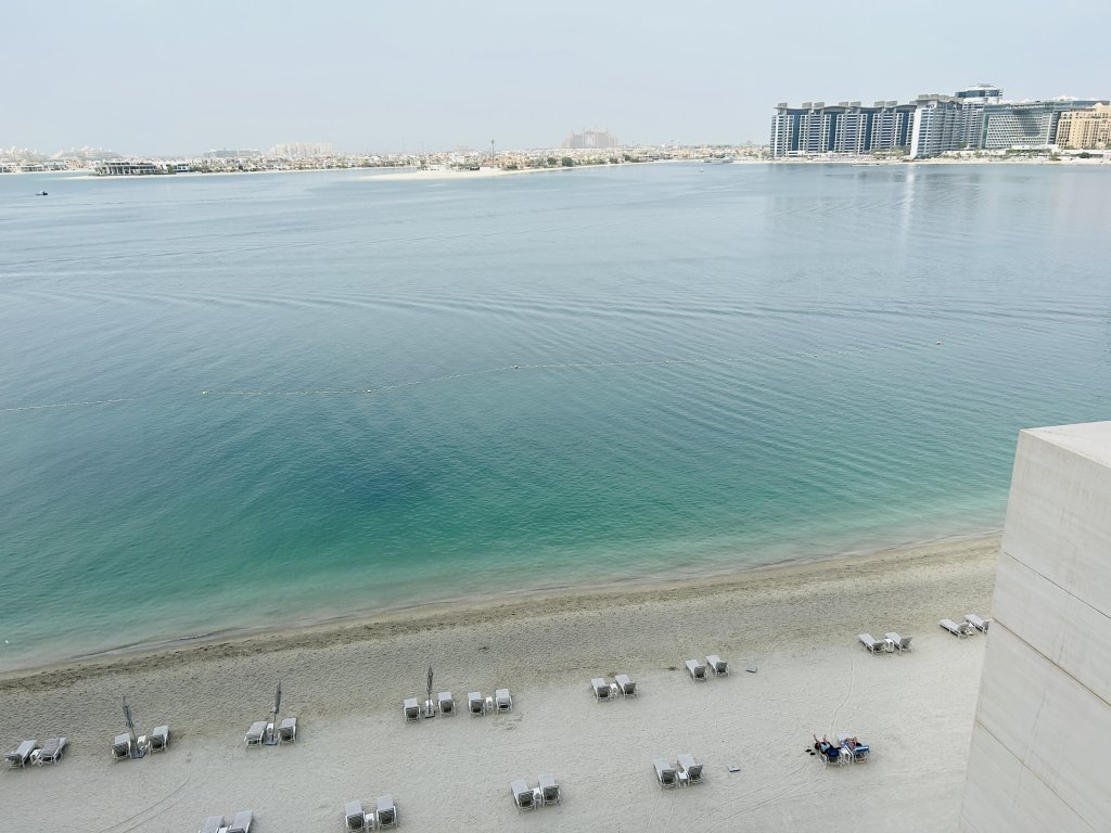 Дубай: Апартаменты Stonetree Beach Isle Tower 2