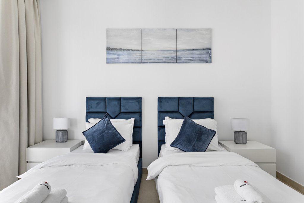 Дубай: Апартаменты Stonetree Marina Gate 1