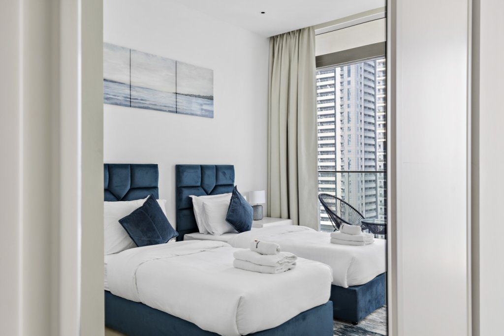 Дубай: Апартаменты Stonetree Marina Gate 1
