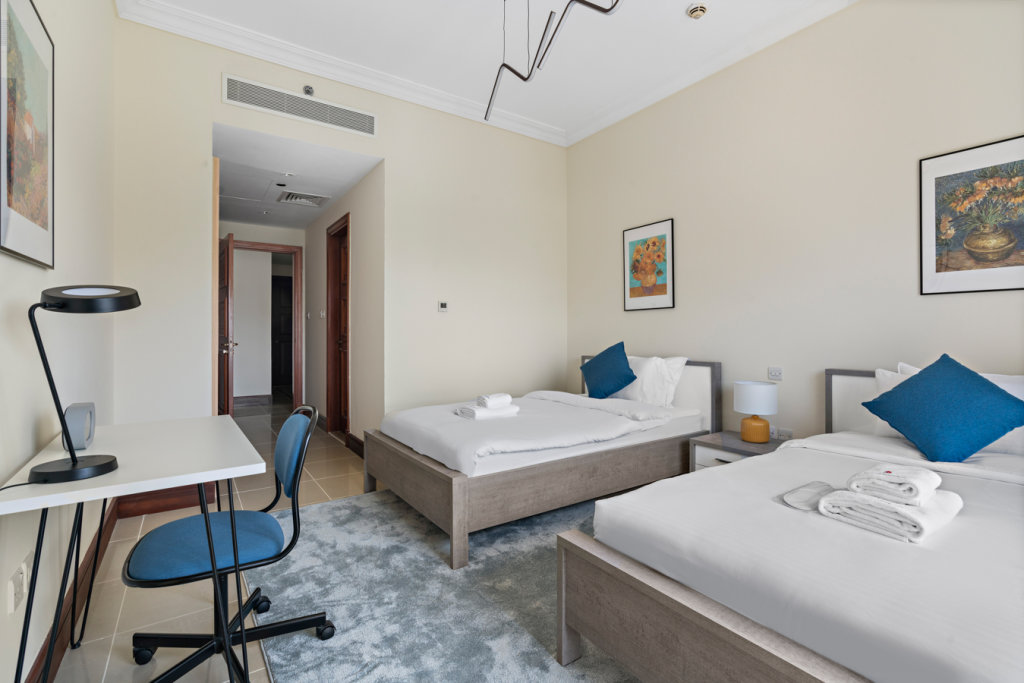 Дубай: Апартаменты StoneTree Stylish 2BR Beach Access at Fairmont