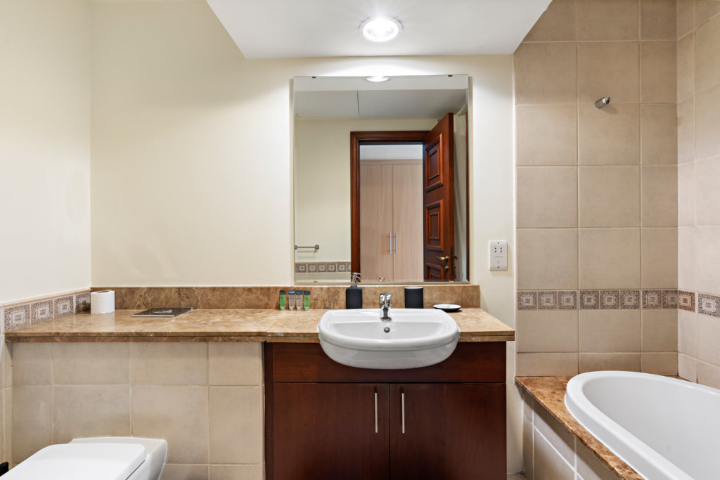 Дубай: Апартаменты StoneTree Stylish 2BR Beach Access at Fairmont
