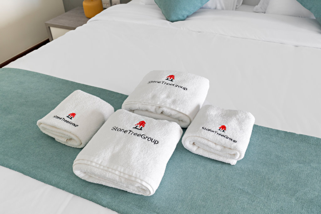 Дубай: Апартаменты StoneTree Stylish 2BR Beach Access at Fairmont