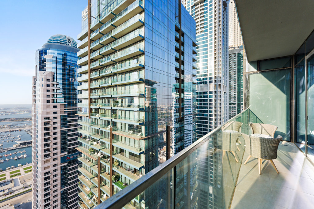 Дубай: Апартаменты Stonetree Marina Gate 2