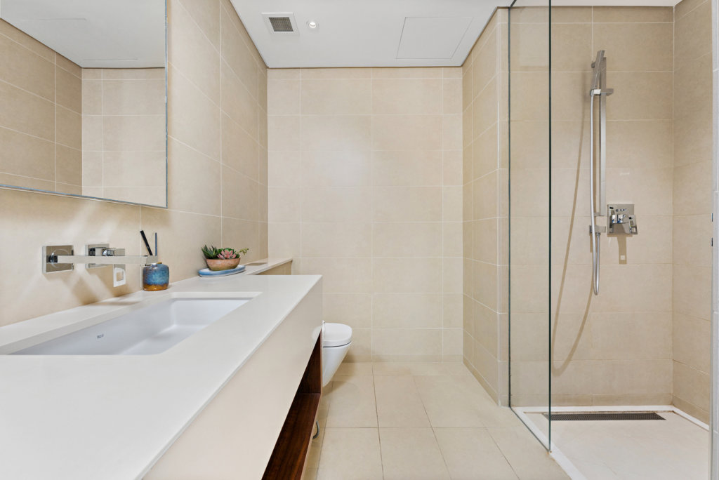 Дубай: Апартаменты Stonetree Marina Gate 2