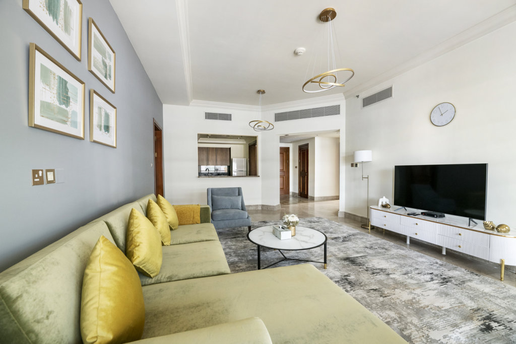 Дубай: Апартаменты Stonetree The Residences North