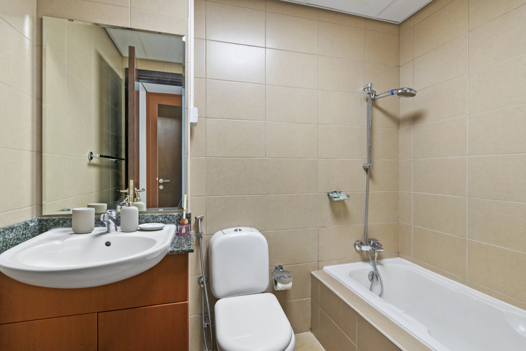 Дубай: Апартаменты Stonetree Lakeside