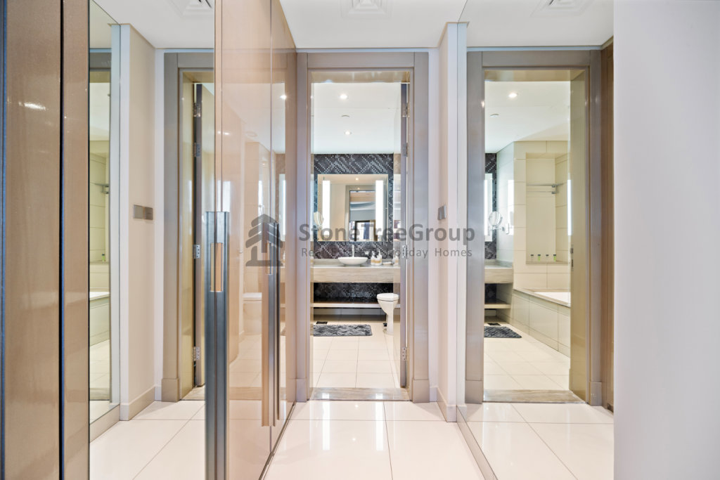 Дубай: Апартаменты Stonetree Damac Towers by Paramount (D)