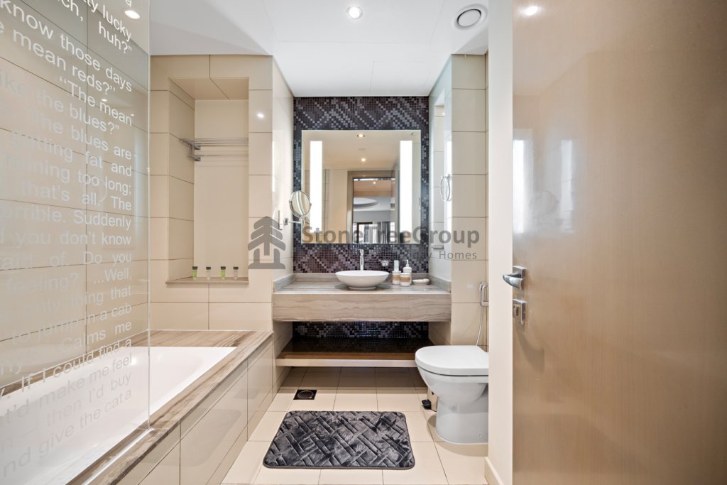Дубай: Апартаменты Stonetree Damac Towers by Paramount (D)