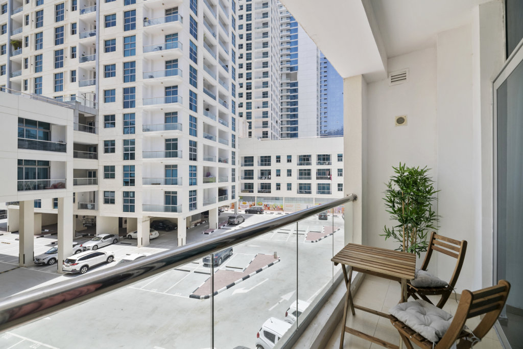 Дубай: Stonetree - DEC Towers T2
