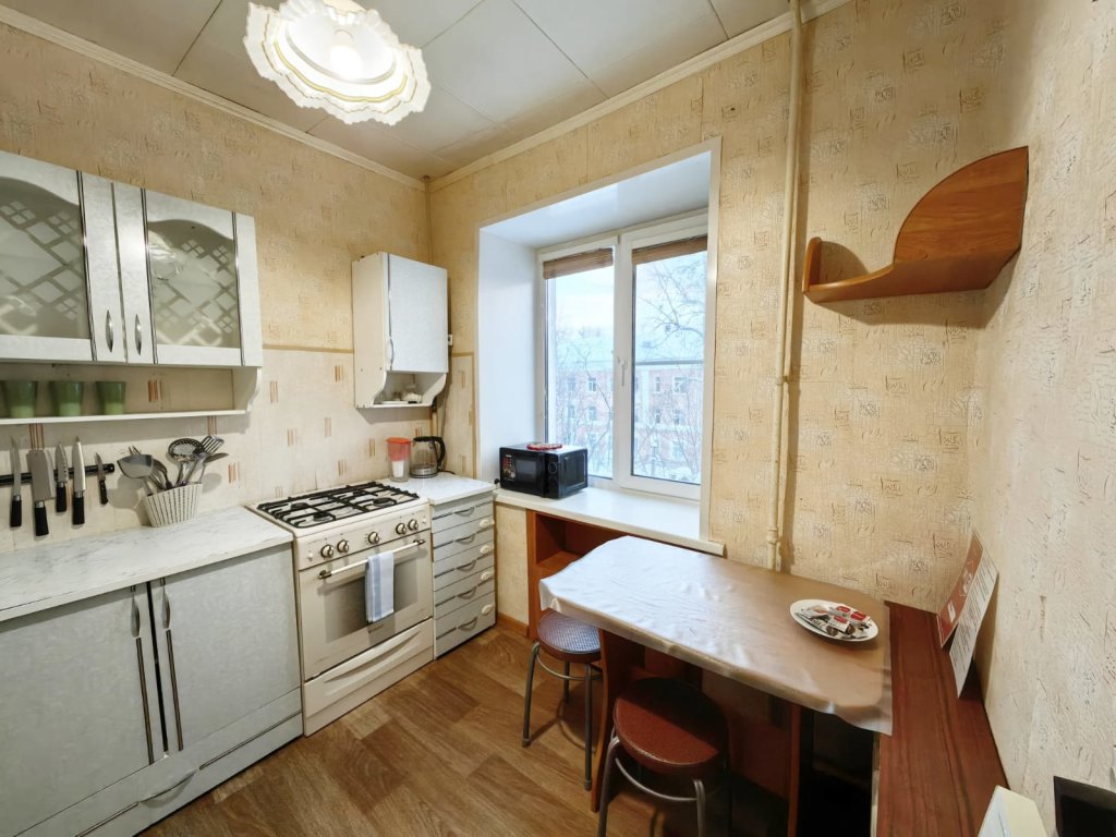 Северодвинск: Апартаменты Like Home возле завода Севмаш