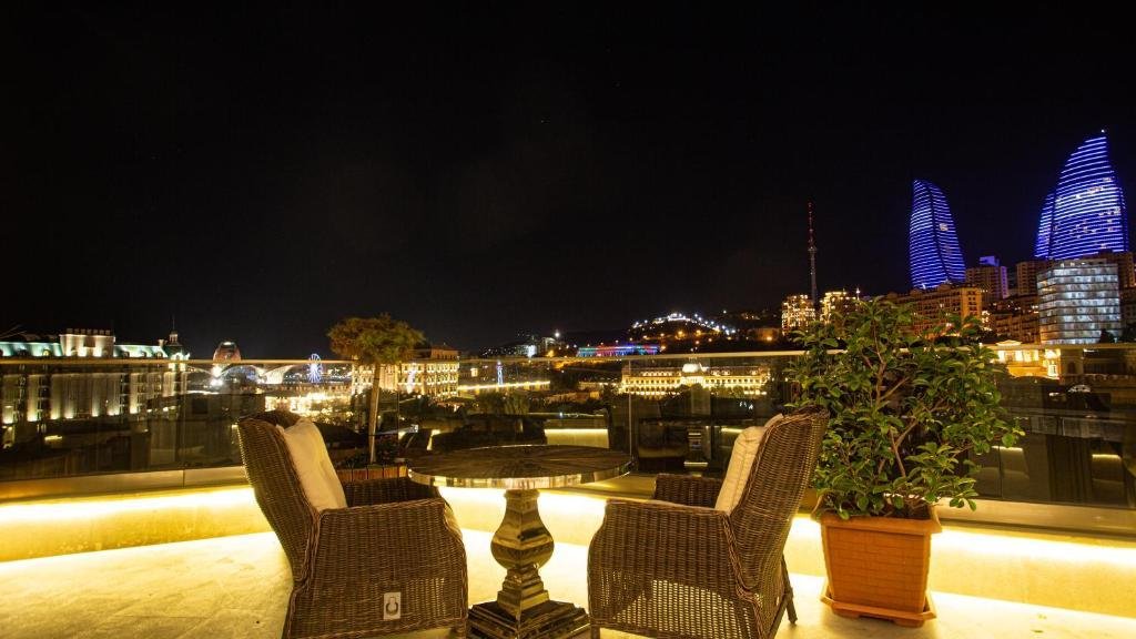 Баку: Shirvanshah Hotel (Ширваншах)