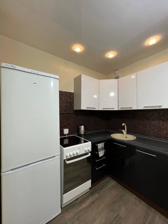 Киров: Katy Home (Кэти Хоум) на улице Ленина 188к4