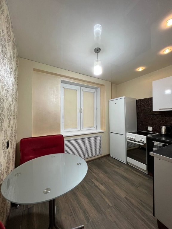Киров: Katy Home (Кэти Хоум) на улице Ленина 188к4
