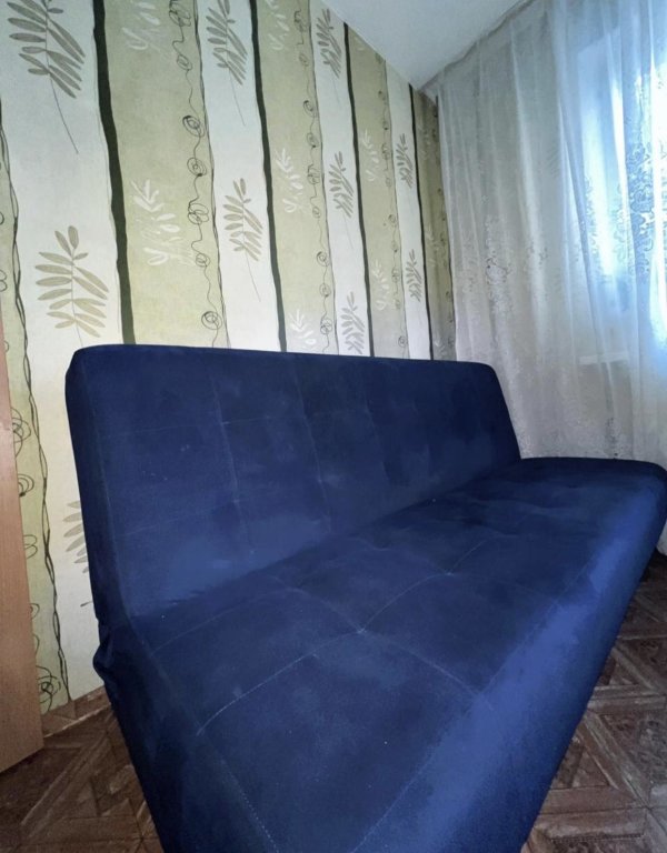 Красноярск: Саквояж на улице 3 Августа 24