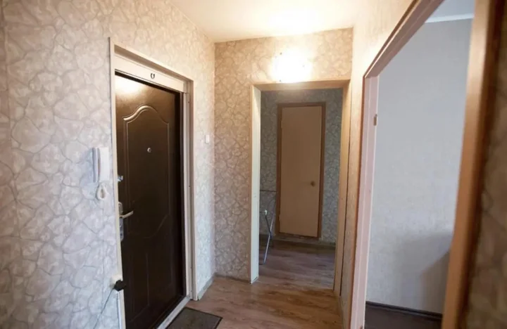 Красноярск: Саквояж на улице Батурина 20