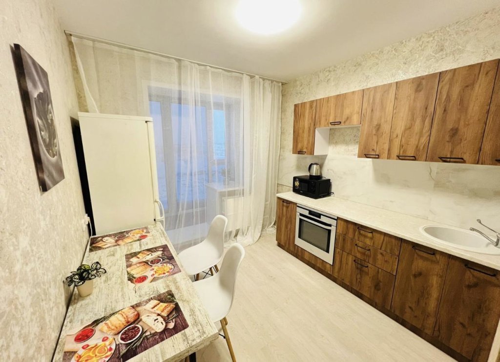 Красноярск: Саквояж на переулке Светлогорский 18
