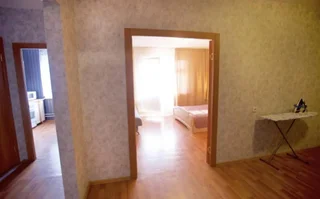Красноярск: Саквояж на улице Петра Подзолкова 5