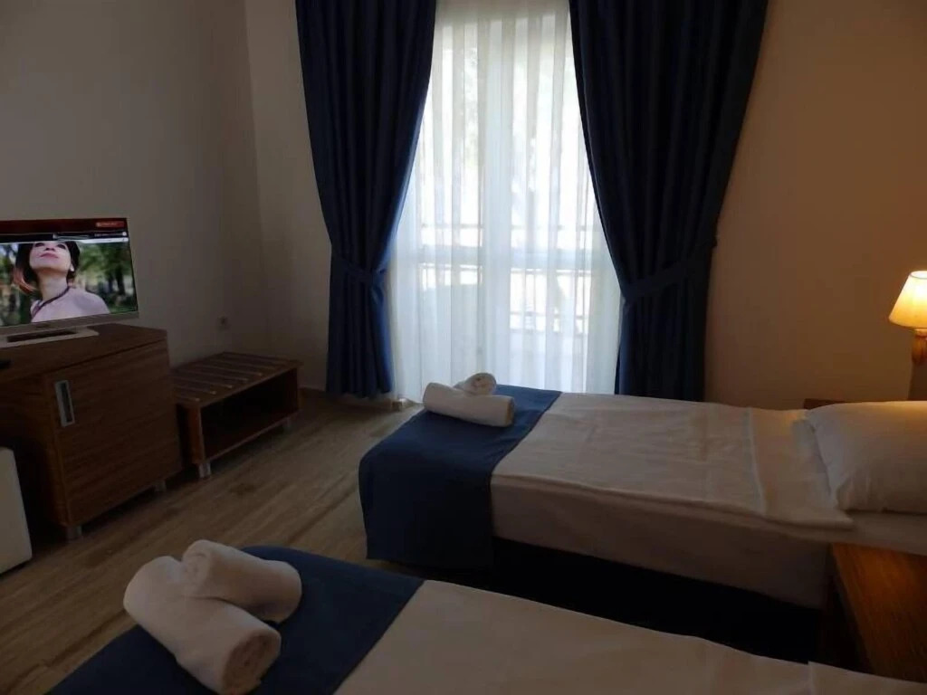 Тургутрейс: Regulus Kadıkalesi