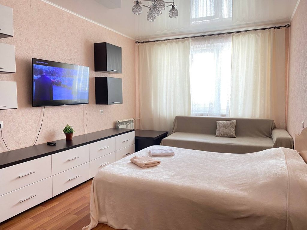 Квартира Уютная в Райoнe c Рaзвитoй Инфpacтруктурой — фото 1