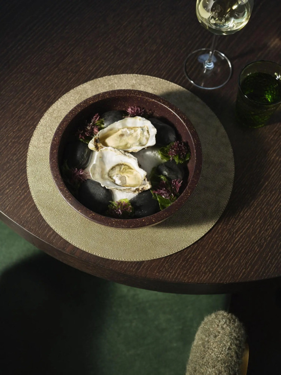 Дубай: The Lana - Dorchester Collection