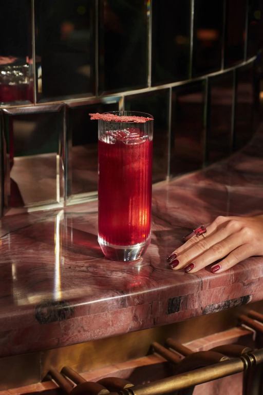 Дубай: The Lana - Dorchester Collection