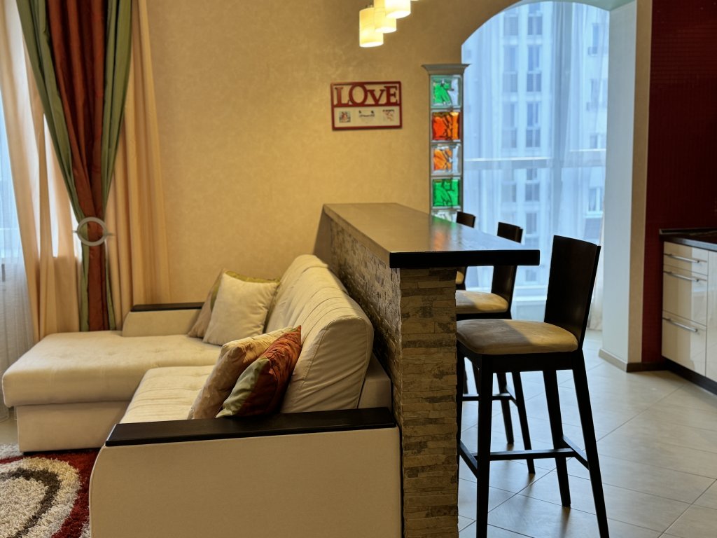 Зеленоградск: Квартира Уютная светлая студия для двоих в центре с частной парковкой