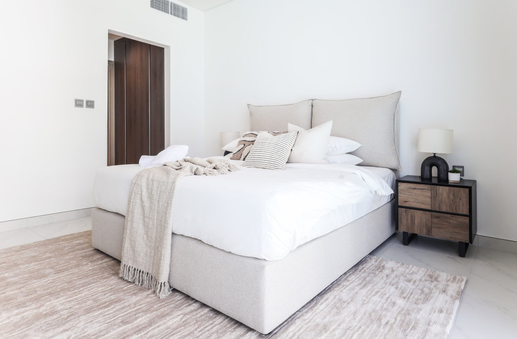Дубай: Apartments Elite LUX Holiday Homes - Lagoon View 1BR Luxury Oasis in MBR Dubai