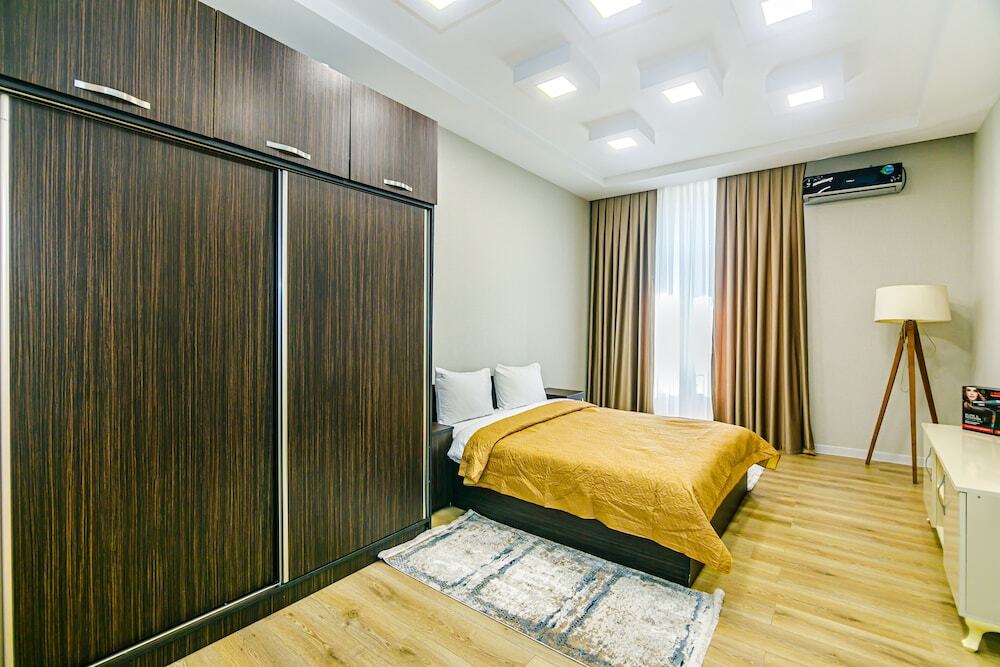 Баку: Sahil Boulevard Formula Apartment