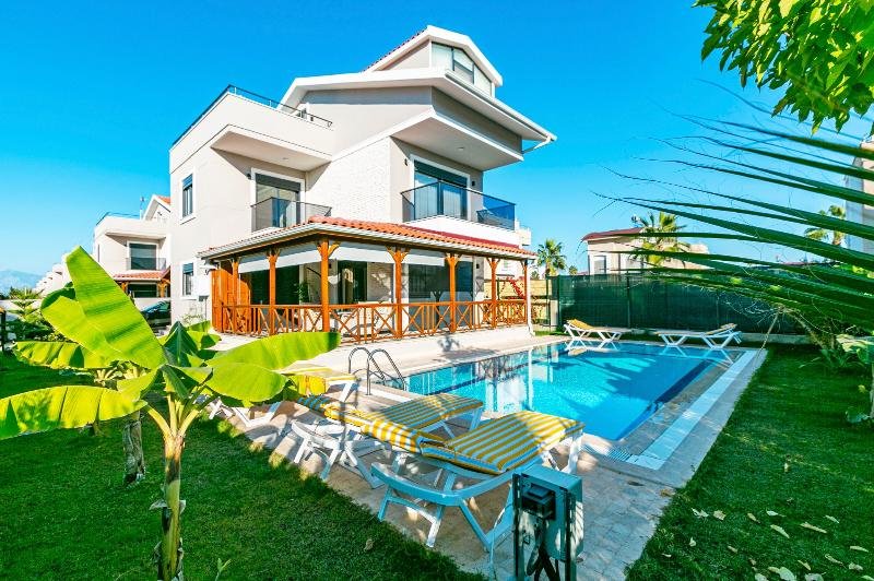 Белек: Paradise Town Villa Sillyon