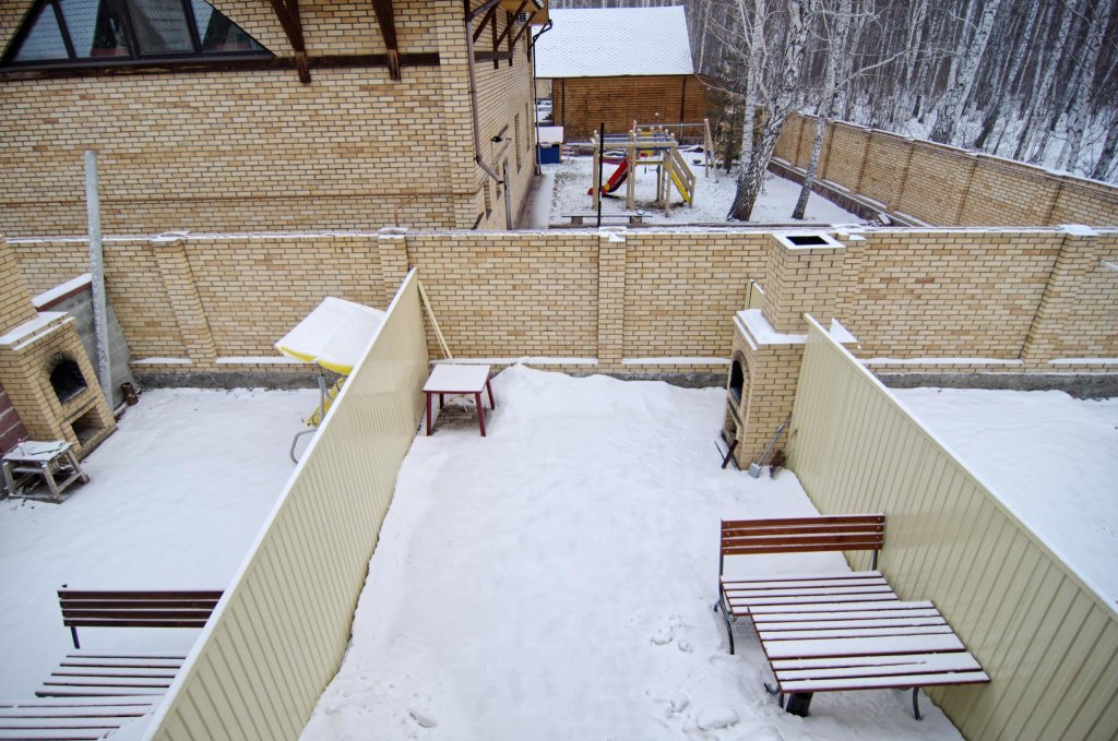Зеленая Поляна: Sunny house (Санни Хаус)