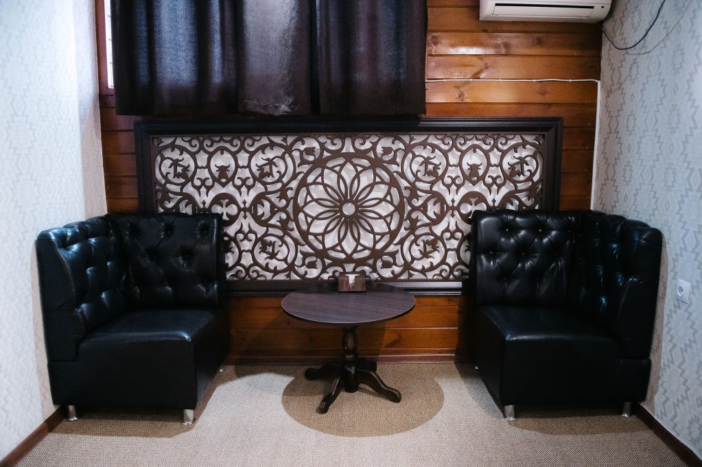 Тараз: Отель Pride