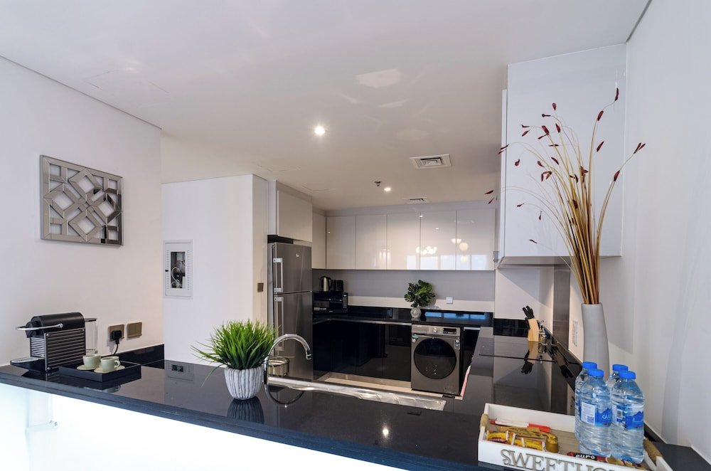 Дубай: OSKENA Homes-Damac Heights Two Bedroom