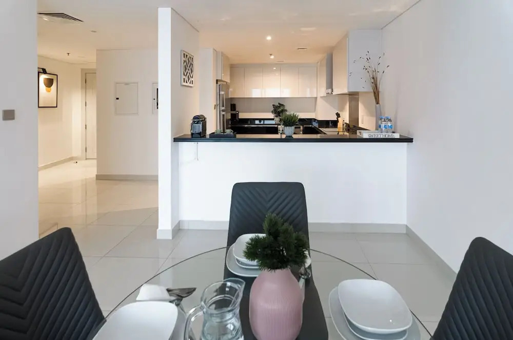 Дубай: OSKENA Homes-Damac Heights Two Bedroom