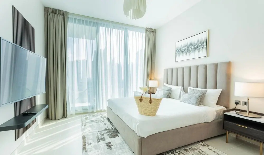 Дубай: Homesgetaway Liv Residence 2BR Apartment