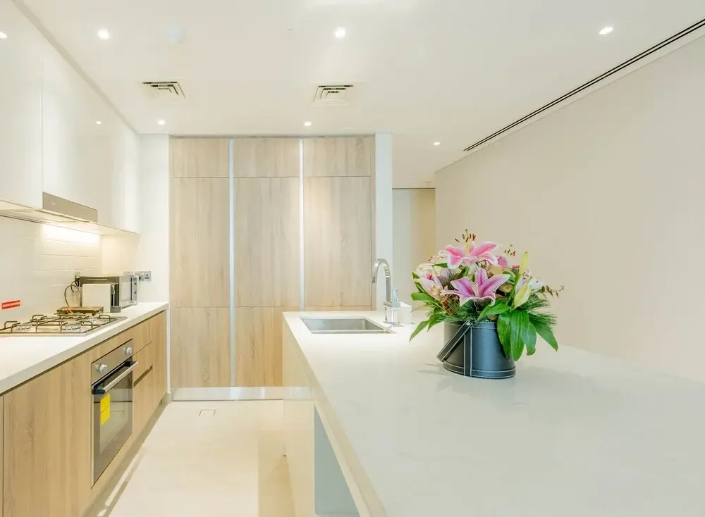 Дубай: Homesgetaway Liv Residence 2BR Apartment