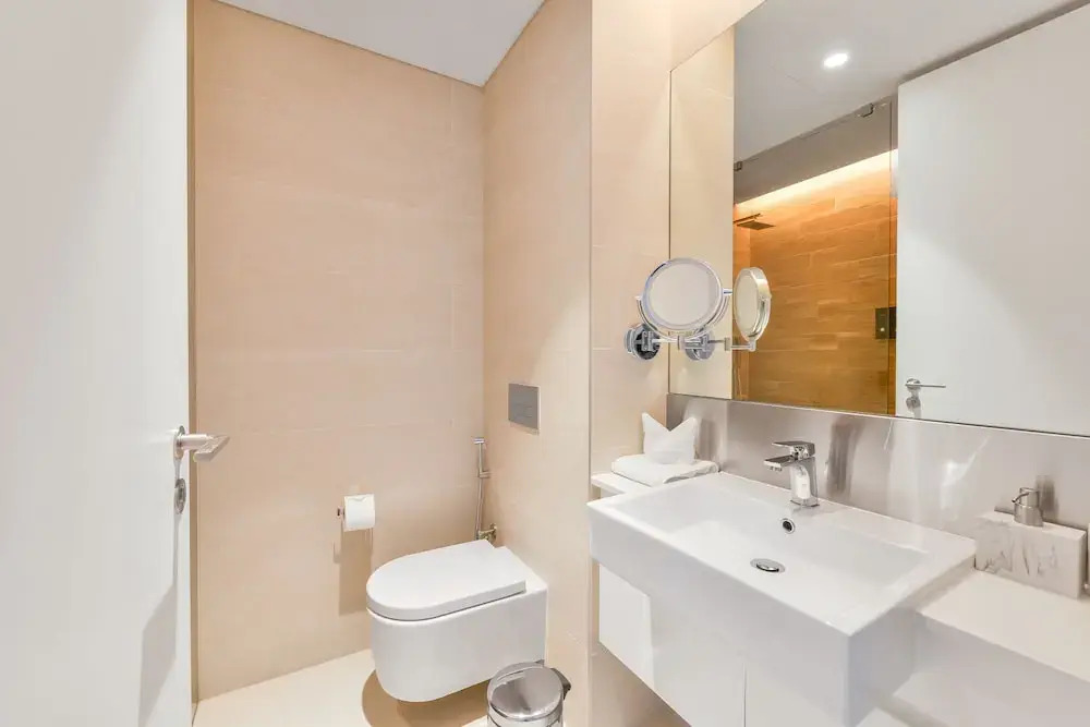 Дубай: Elegant 2BR with maids room and Ain View