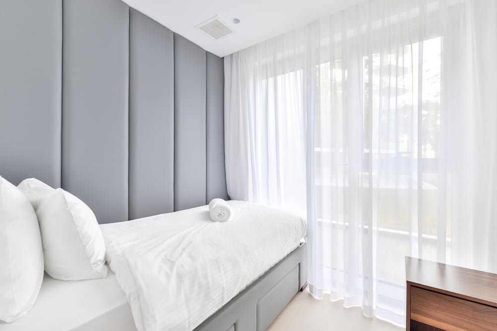 Дубай: Elegant 2BR with maids room and Ain View