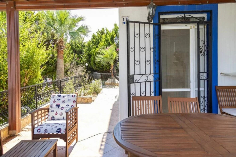 Коюнбаба: 2 BR House With Garden in the Heart of Yalikavak