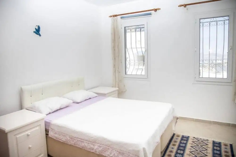 Коюнбаба: 2 BR House With Garden in the Heart of Yalikavak