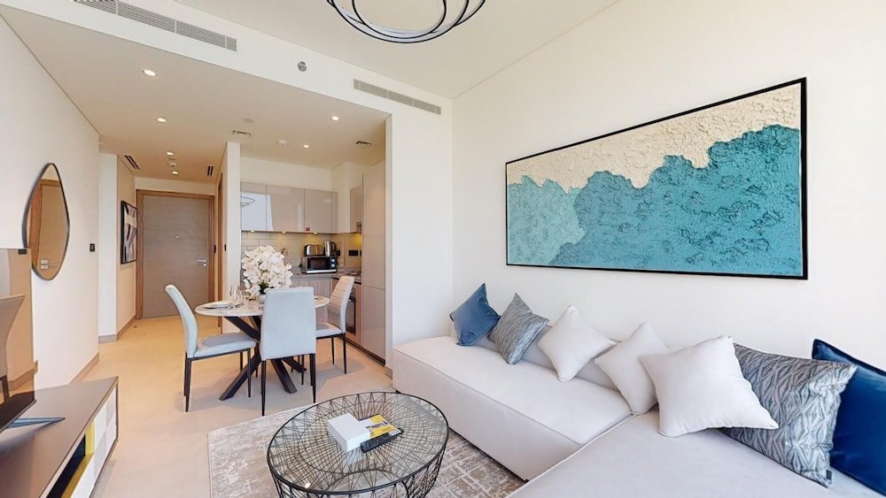 Дубай: Al Meydan - Sobha Waves 2902