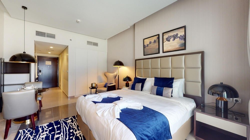 Дубай: Business Bay - Damac Majestine Tower 519