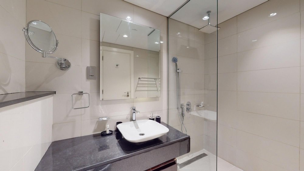 Дубай: Business Bay - Damac Majestine Tower 519