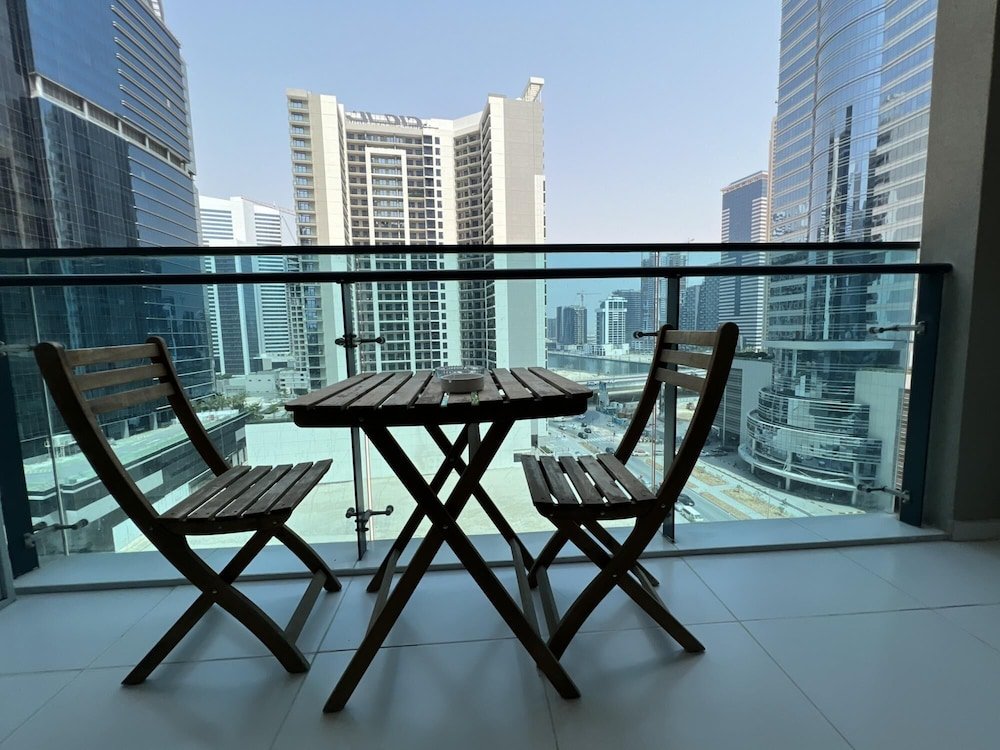 Дубай: Business Bay - Merano Tower 1013