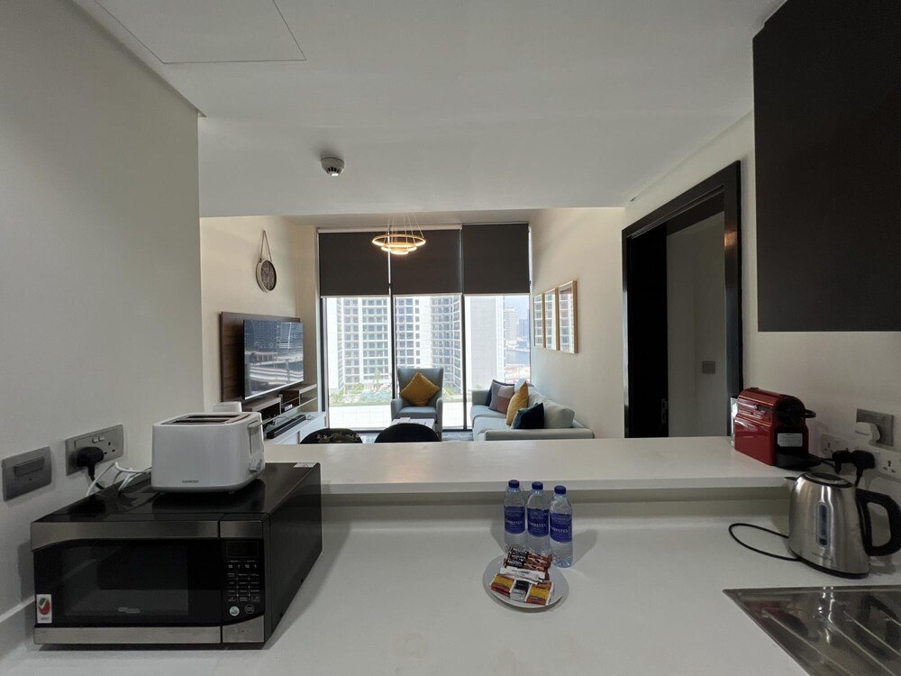 Дубай: Business Bay - Merano Tower 1013