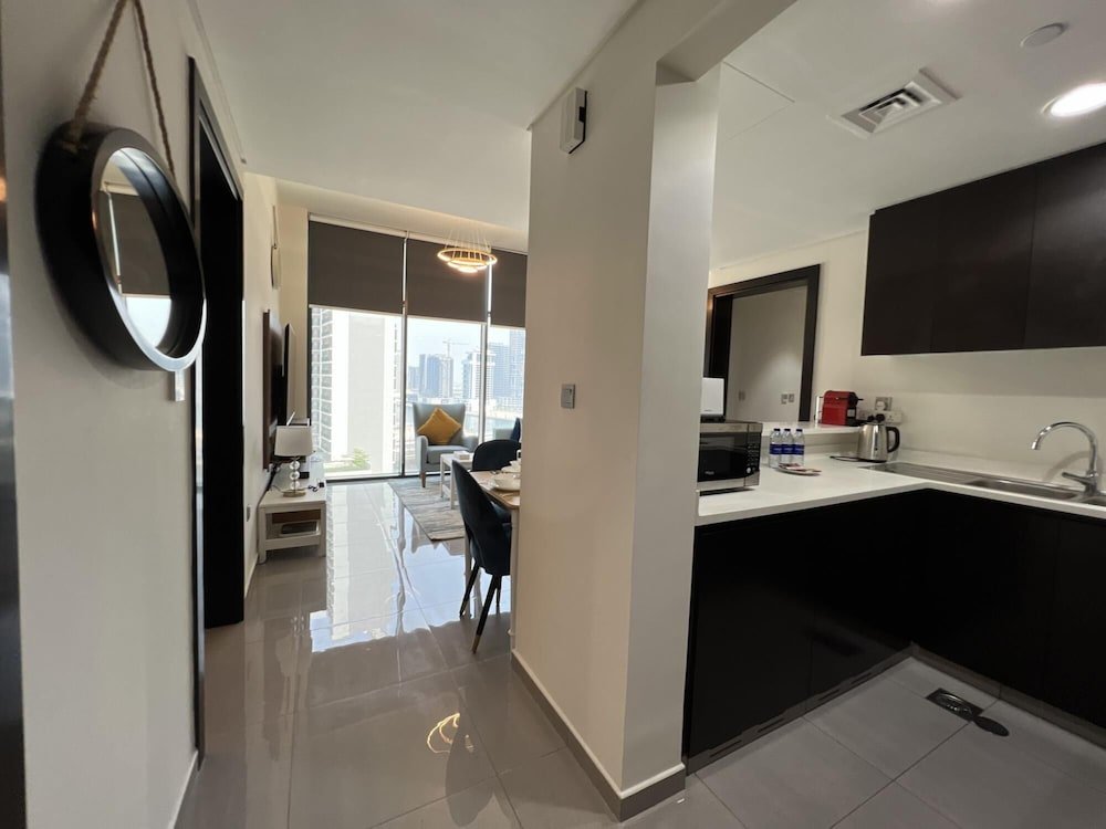 Дубай: Business Bay - Merano Tower 1013